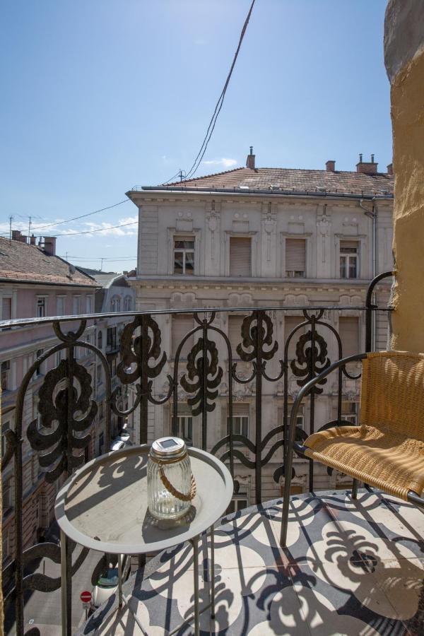 Designer Luxury Home In The Jewish Quarter บูดาเปสต์ ภายนอก รูปภาพ